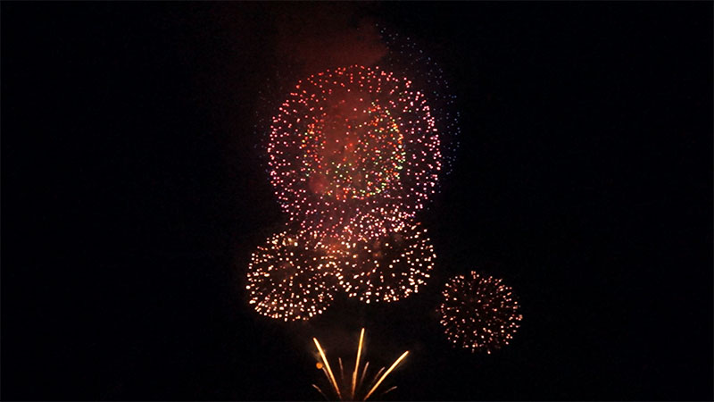  2015第一回土佐横浜みなと未来祭り 花火大会の花火ラッシュ